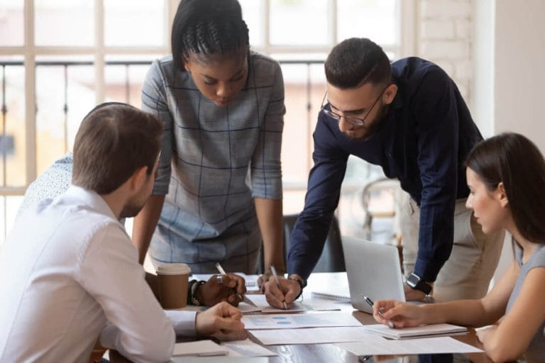 Aprenda a estruturar o processo de vendas da sua empresa
