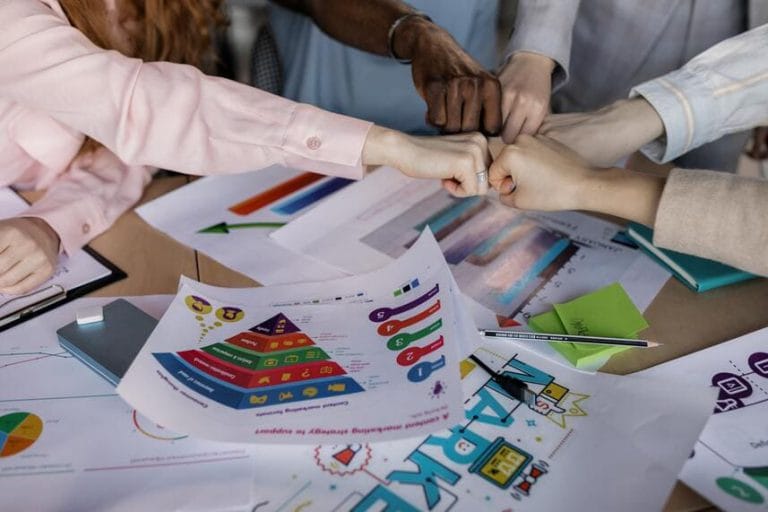 Marketing interno ou agência: entenda como tomar a melhor decisão